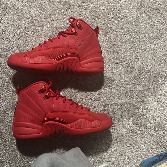 Jordan retro 12’s gym red - Picture 2 of 4